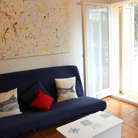 Luxury 4 Bed Apartment On Coastal Footpath At Cap Ras يانكا المظهر الخارجي الصورة